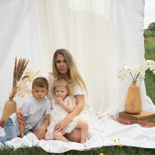 photographe famille séance maman et enfants a dreux lumière naturel douce