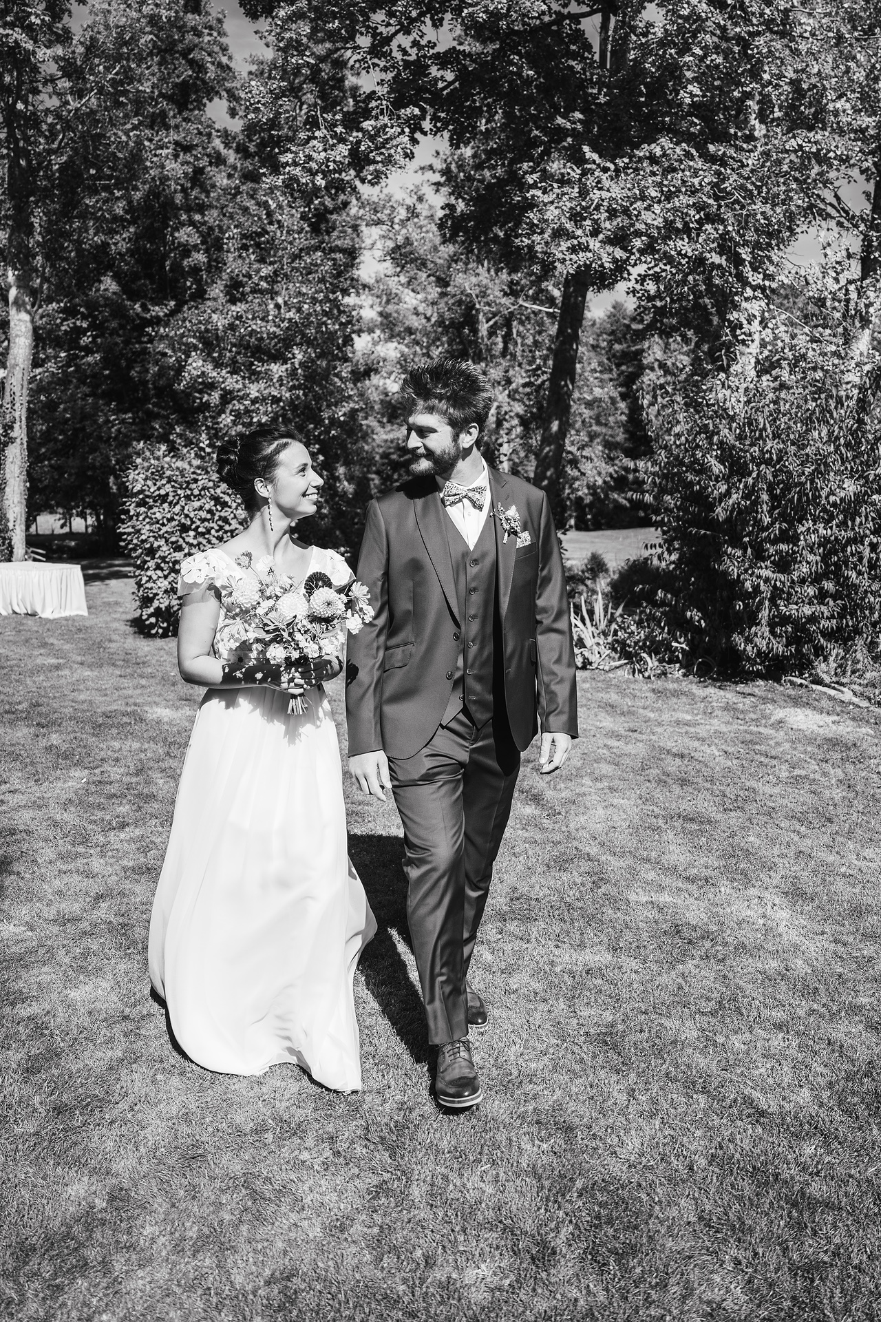 Photographe mariage Eure-et-Loir : Armelle et Julien, portrait de couple à Montigny-sur-Avre